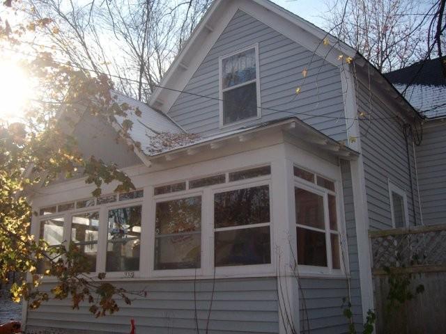 532 N 8th Ave., West Bend, WI 53090