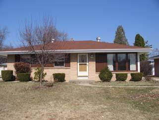 6308 W Leroy Ave., Greenfield, WI 53220