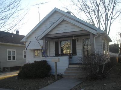 2016 Thurston Ave, Racine, WI 53403