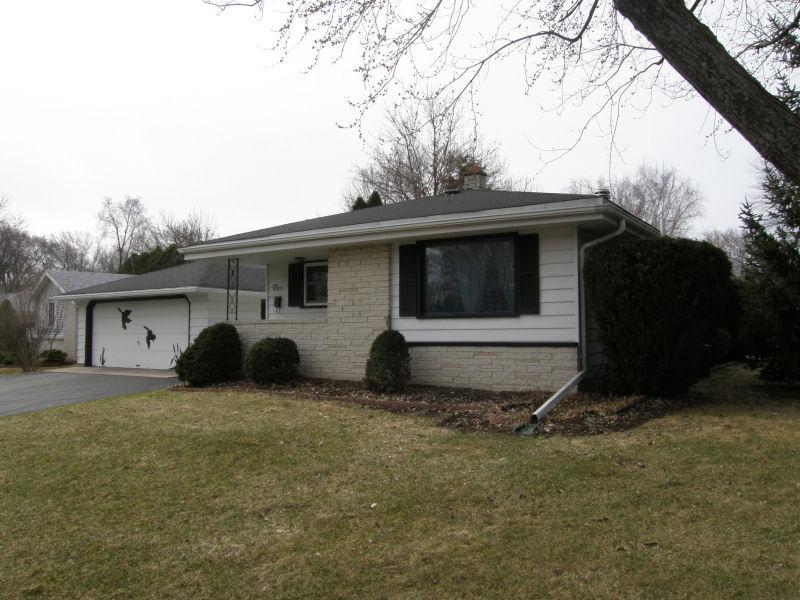 N85W18213 Lawrence Ave., Menomonee Falls, WI 53051