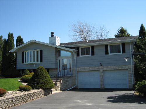 4216 Bonmaur Ter., Slinger, WI 53086
