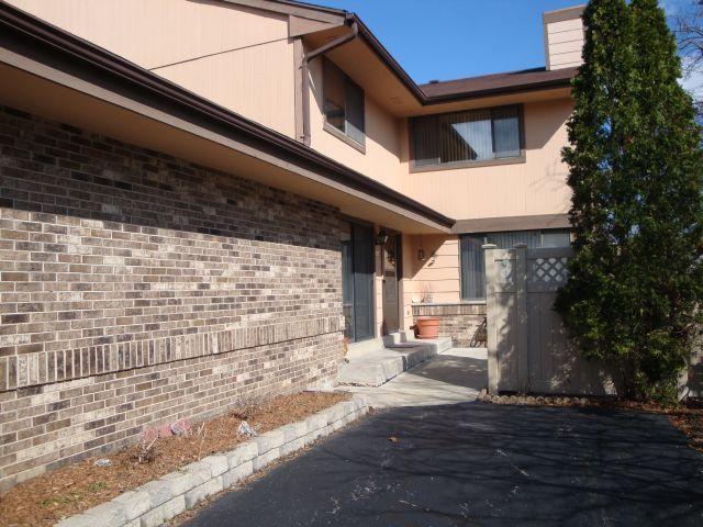 14044 W Tiffany Pl. #C, New Berlin, WI 53151