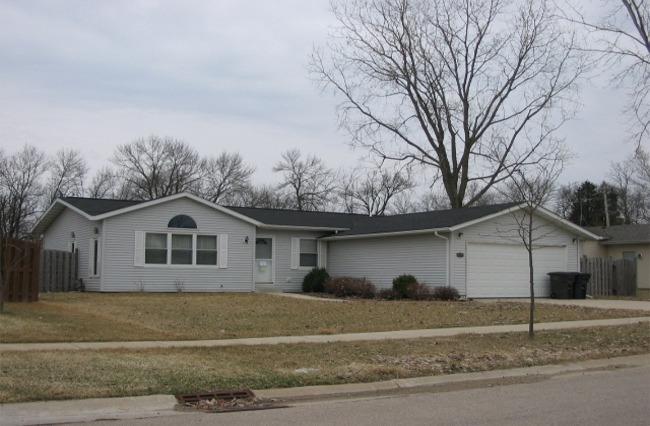 6051 243rd Ct., Paddock Lake, WI 53168