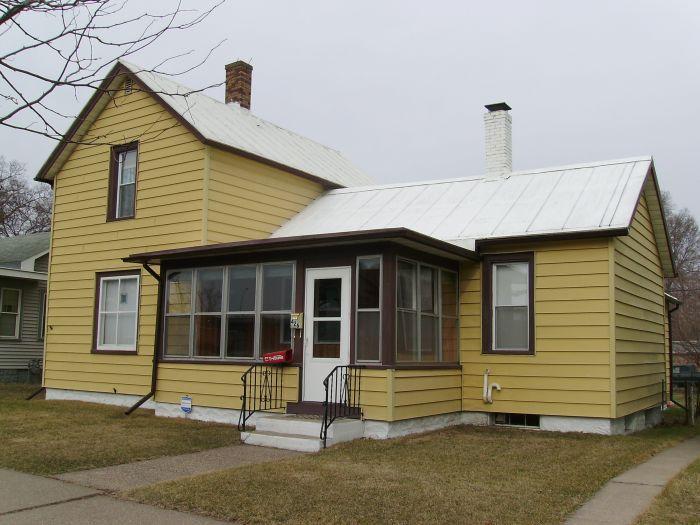 [Address Hidden by Seller], La Crosse, WI 54603