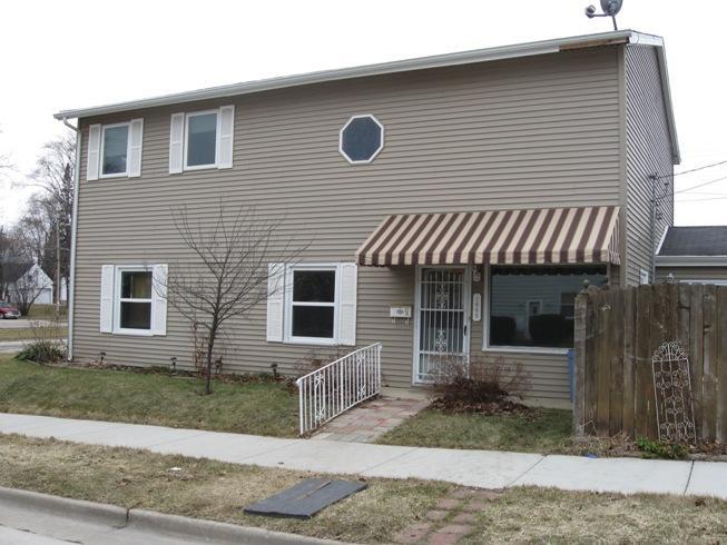 1660 Orchard St, Racine, WI 53405