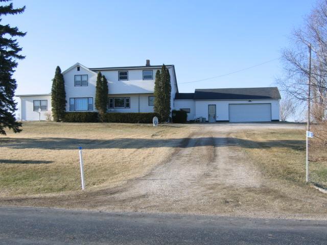 13018 Point Creek Rd., Meeme, WI 53063
