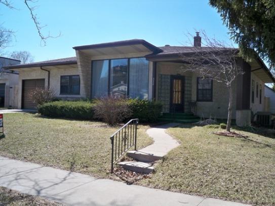 338 S Losey Blvd, La Crosse, WI 54601