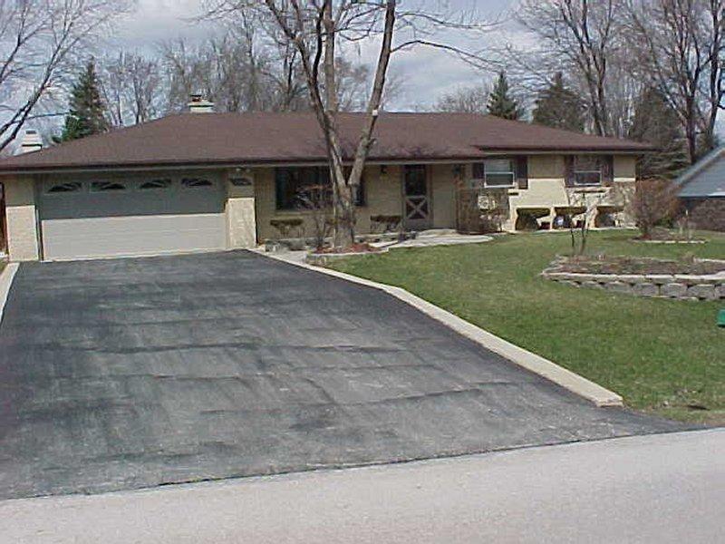 12500 W Wilbur Dr., New Berlin, WI 53151