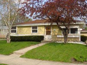 5756 N 90th St., Milwaukee, WI 53225