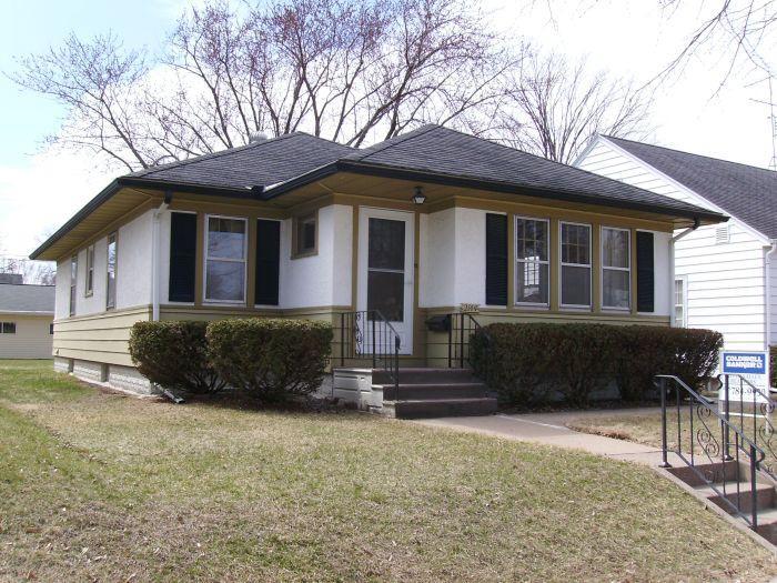 2144 Ferry, La Crosse, WI 54601