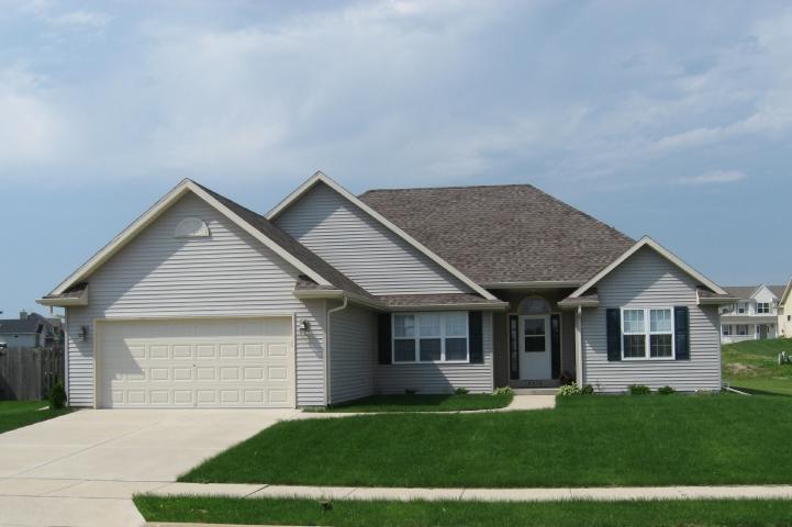 8516 Majestic Hills Dr., Sturtevant, WI 53177