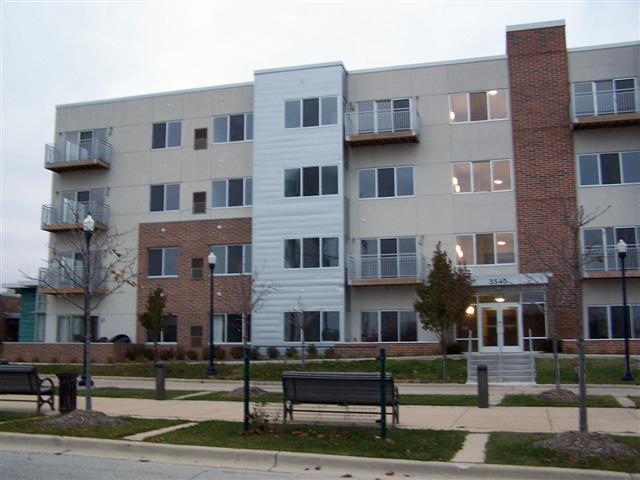 3540 E Library Dr. #102, Cudahy, WI 53110