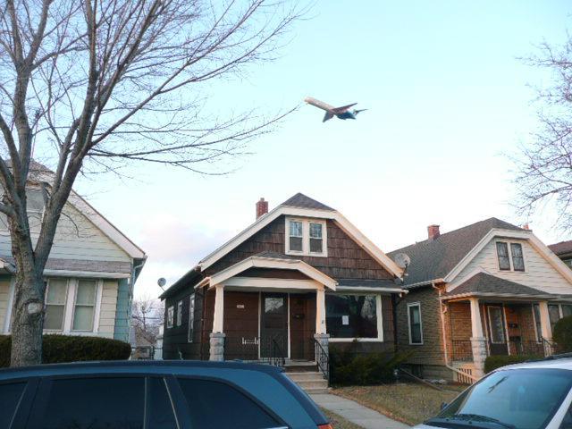 [Address Hidden by Seller], Cudahy, WI 53110