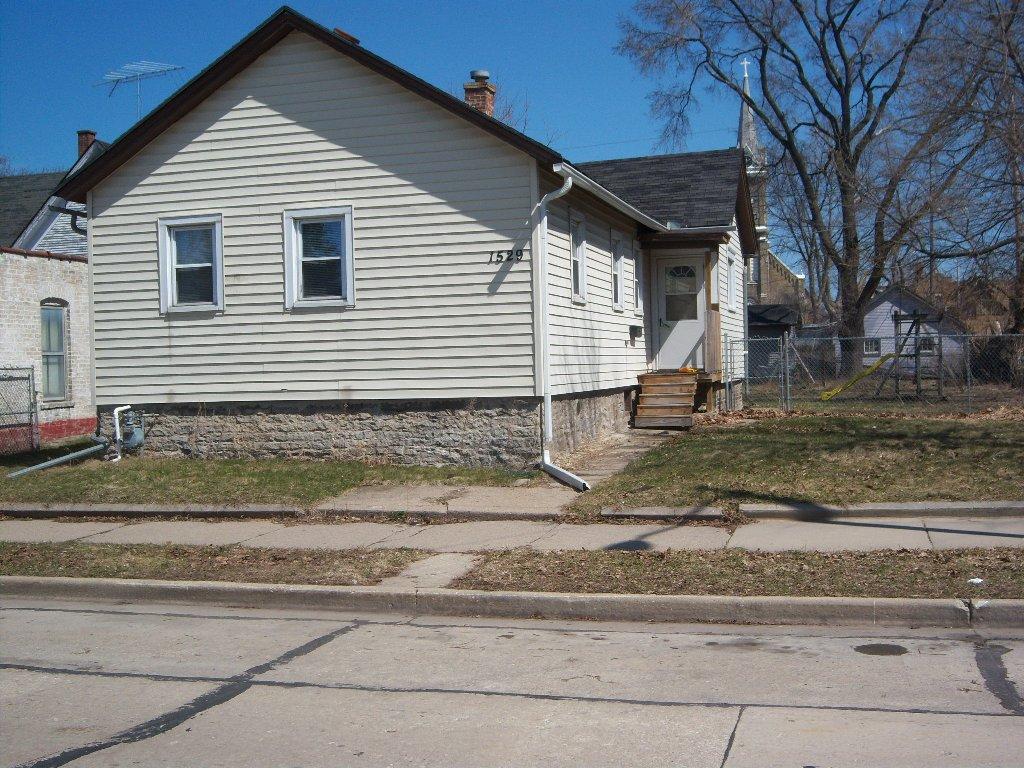1529 Lincoln St., Racine, WI 53402