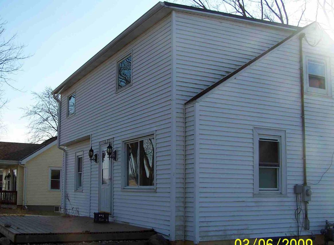 N6661 County Road H, Elkhorn, WI 53121