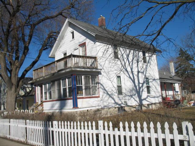 123 N West Ave., Waukesha, WI 53186