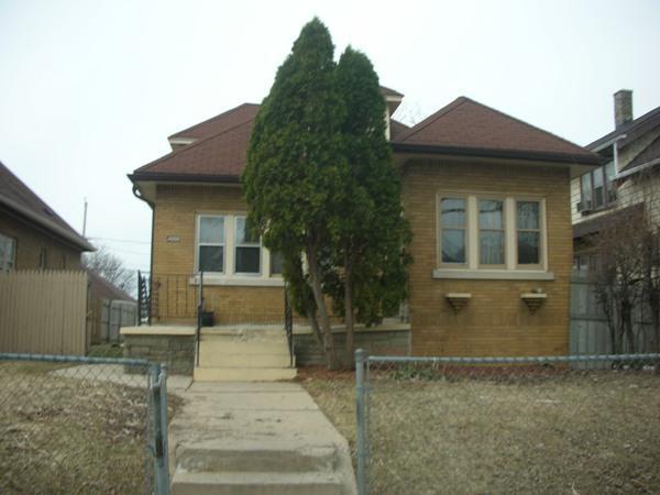 4555 N 38th, Milwaukee, WI 53209