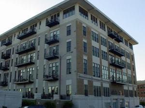 1325 N Van Buren St #402, Milwaukee, WI 53202