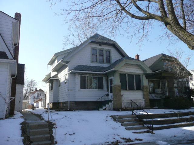 5511 N 33rd St., Milwaukee, WI 53209