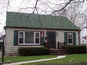 4855 N Iroquois Ave., Glendale, WI 53217