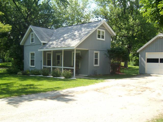 436 Park Place Ln., Mukwonago, WI 53149