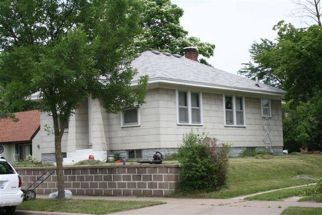 217 S 8th Ave., Onalaska, WI 54650