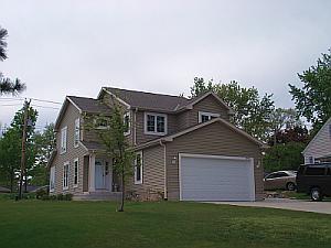 1555 S 170th St., New Berlin, WI 53151