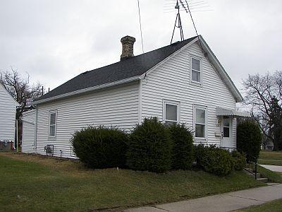 1143 S 23rd St., Manitowoc, WI 54220