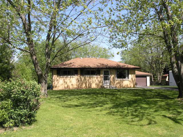 4492 S 114th St., Greenfield, WI 53228