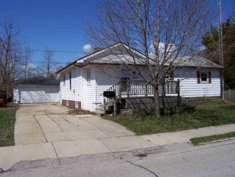 3626 11th Ave., Kenosha, WI 53140