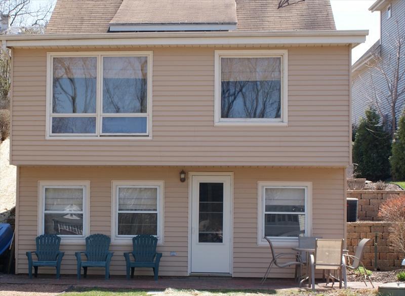 W350N5347 Road B, Oconomowoc, WI 53069