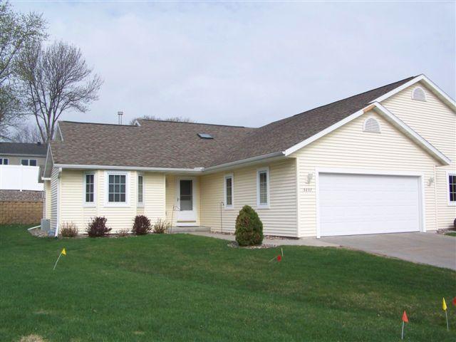 3037 Lakota Ct. #10, La Crosse, WI 54601