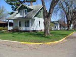 417 E 1st Ave., Holmen, WI 54636