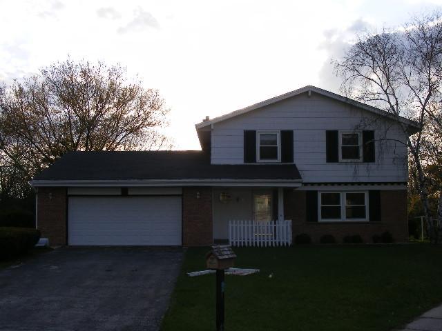 1180 Dorchester, Oconomowoc, WI 53066