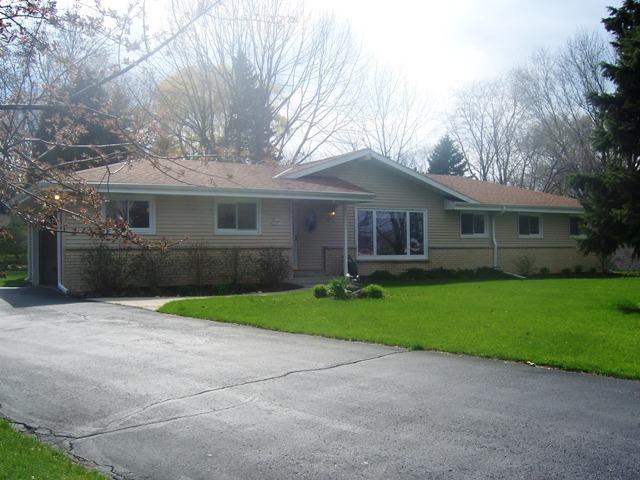 N33W22075 Hill N Dale Cir., Pewaukee, WI 53072