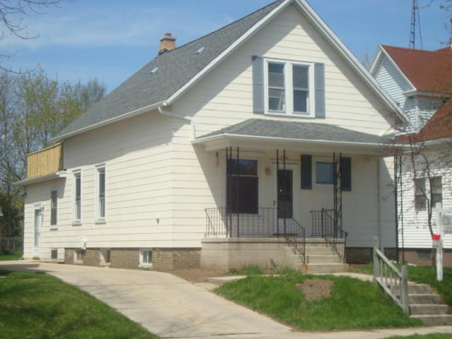 1942 N 9th, Sheboygan, WI 53081