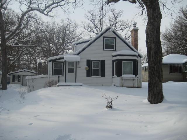 9123 N Cedar, East Troy, WI 53120