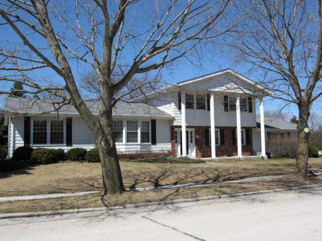 1320 Berge Ave., Manitowoc, WI 54220