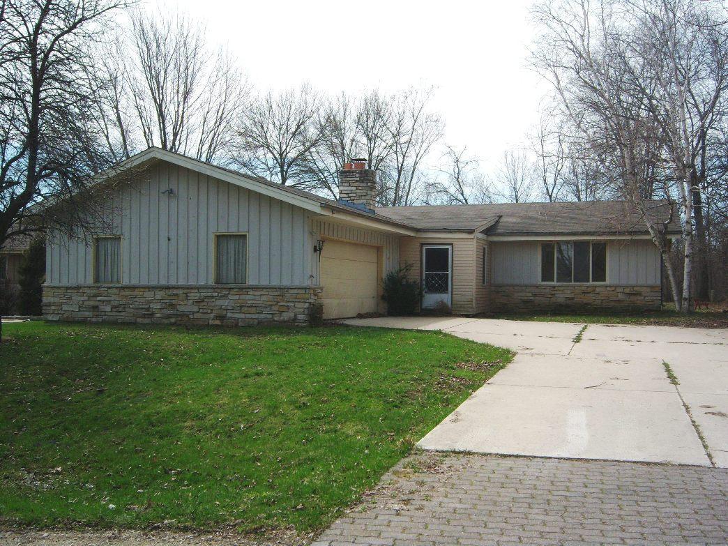 4517 Brewer Ln., Mount Pleasant, WI 53405