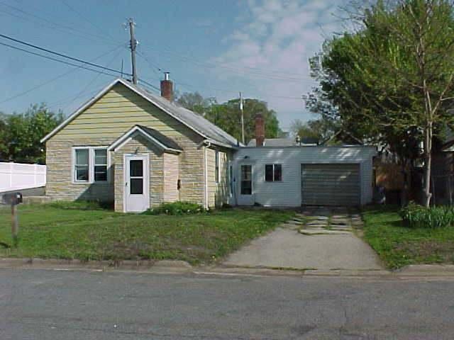 211 King St, Onalaska, WI 54650