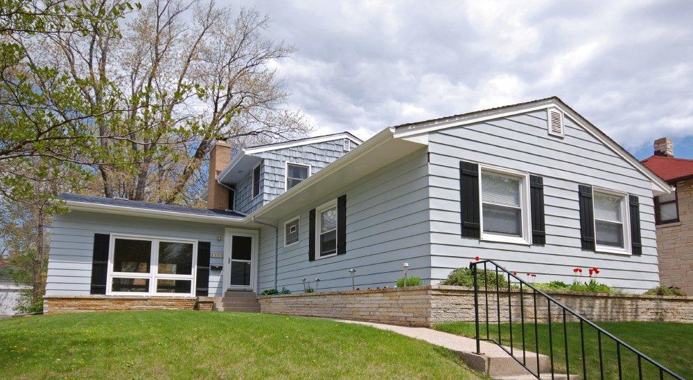 2028 E Marion, Shorewood, WI 53211