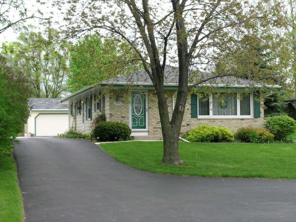 10570 S Chicago Rd., Oak Creek, WI 53154