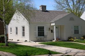 4823 N Hollywood, Whitefish Bay, WI 53217