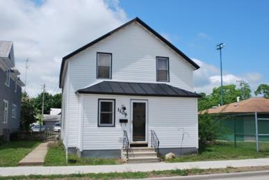 1106 West Ave., La Crosse, WI 54601
