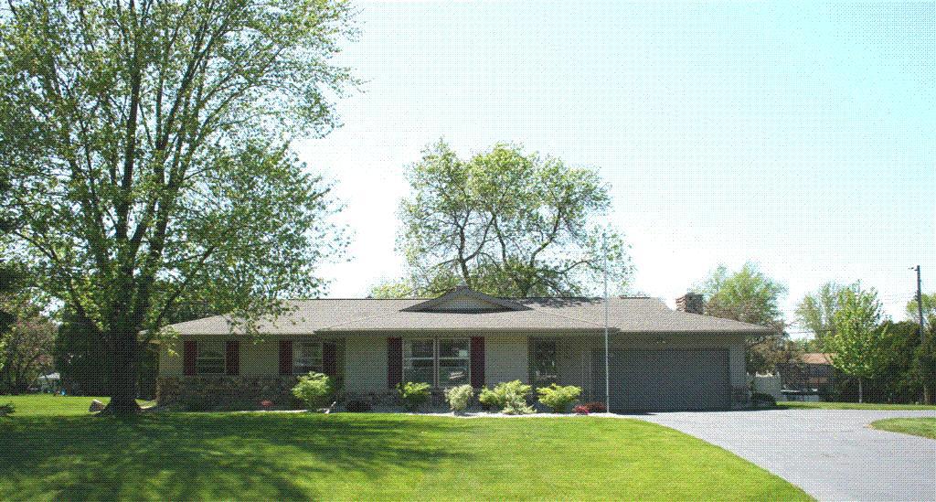 4225 Cherokee Dr., Brookfield, WI 53045