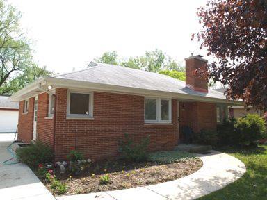 1627 W Mill Rd., Glendale, WI 53209