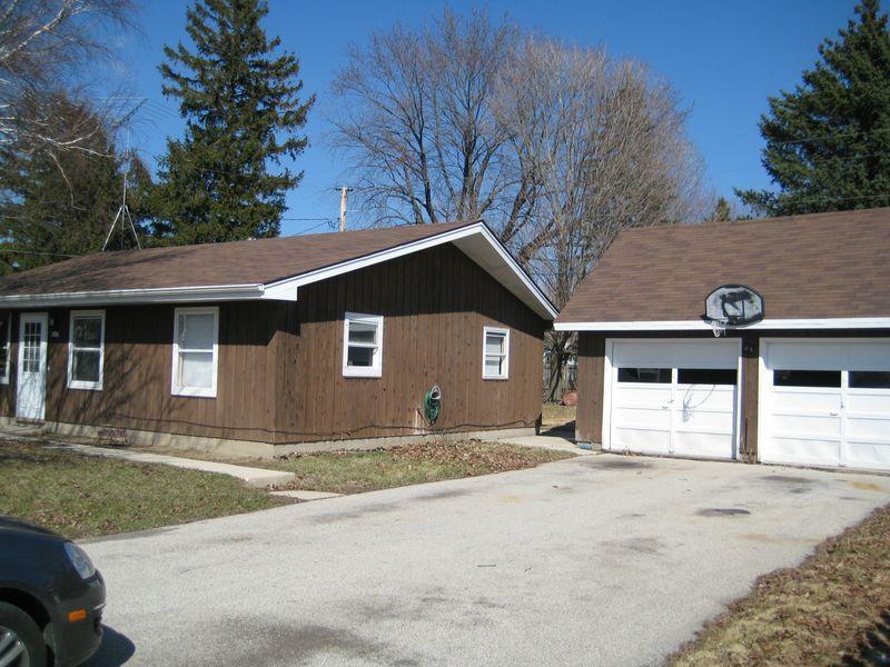 3617 N 34th St., Sheboygan, WI 53083