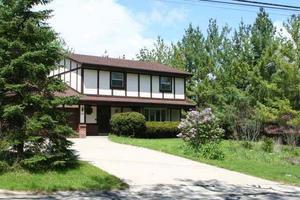 4343 S 112th St., Greenfield, WI 53228