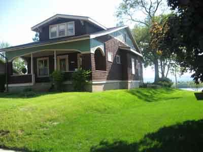 445 N 2nd Ave, Onalaska, WI 54650