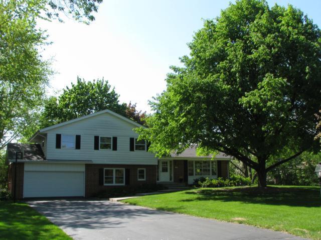 10921 N Crestline Rd., Mequon, WI 53092